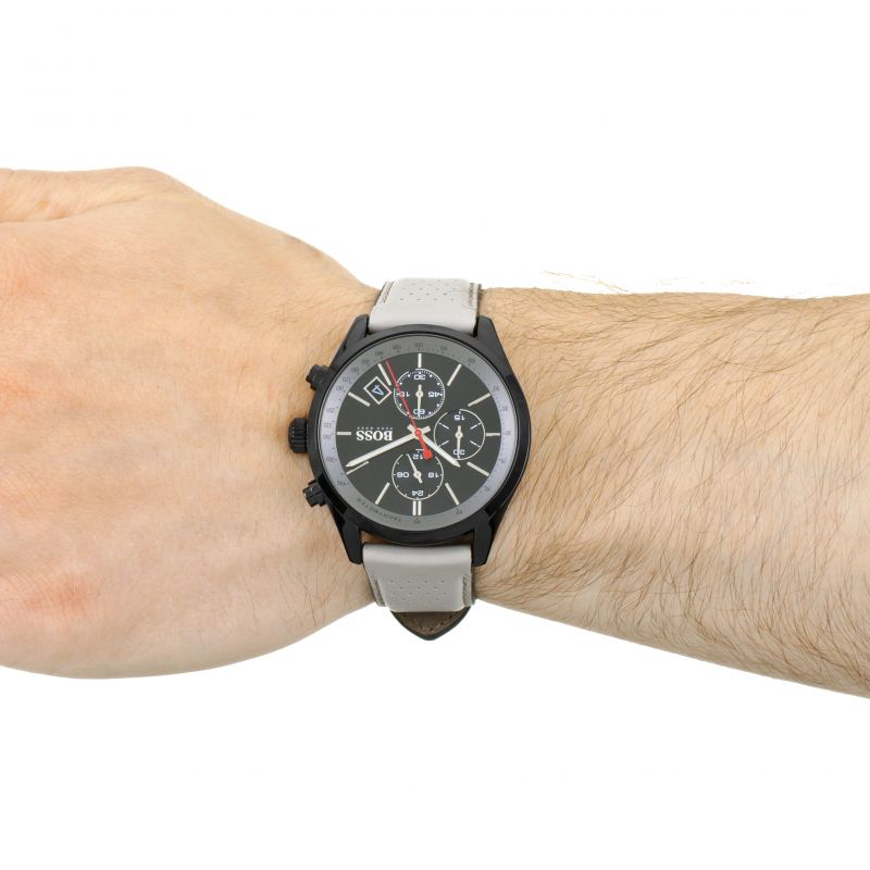 Hugo Boss Grand Prix Chronograph Black Dial Men's Watch 1513562 Water resistance: 30 meters Movement: Quartz