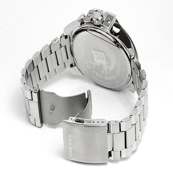 Diesel Mega Chief DZ4328Diesel Mega Chief DZ4328 316L silver-tone stainless steel 10ATM (100m) water resistant Japan movements with a chronograph and date function