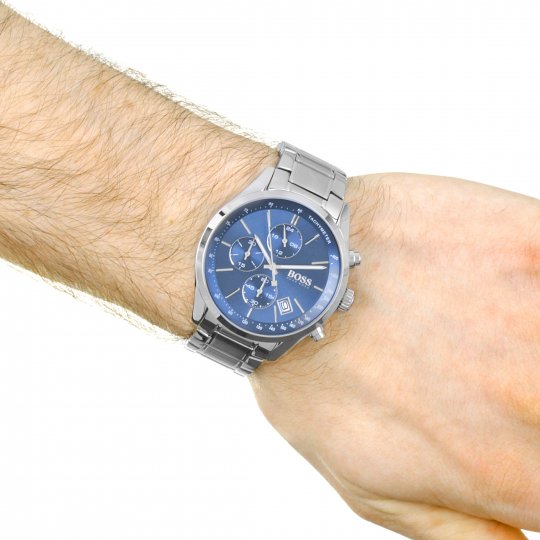 Hugo Boss Grand Prix Chronograph Blue Dial Men's Watch 1513478 Water resistance: 30 meters Movement: Quartz