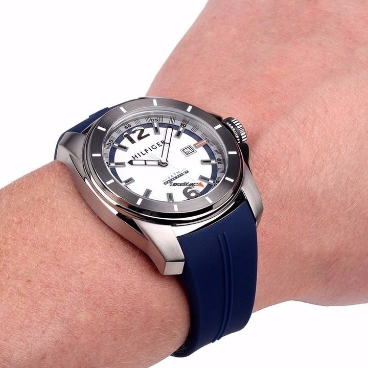 Tommy Hilfiger White and Blue Dial Rubber Strap Men's Watch 1791113