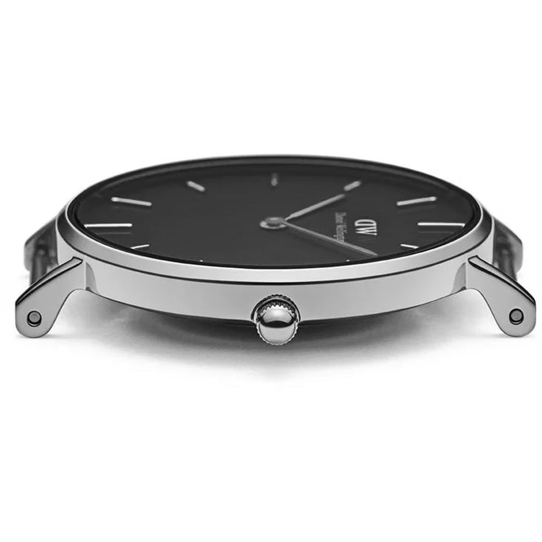 Daniel Wellington Petite Bondi Black Dial 32mm Silver Case White Leather Ladies Watch DW00100284